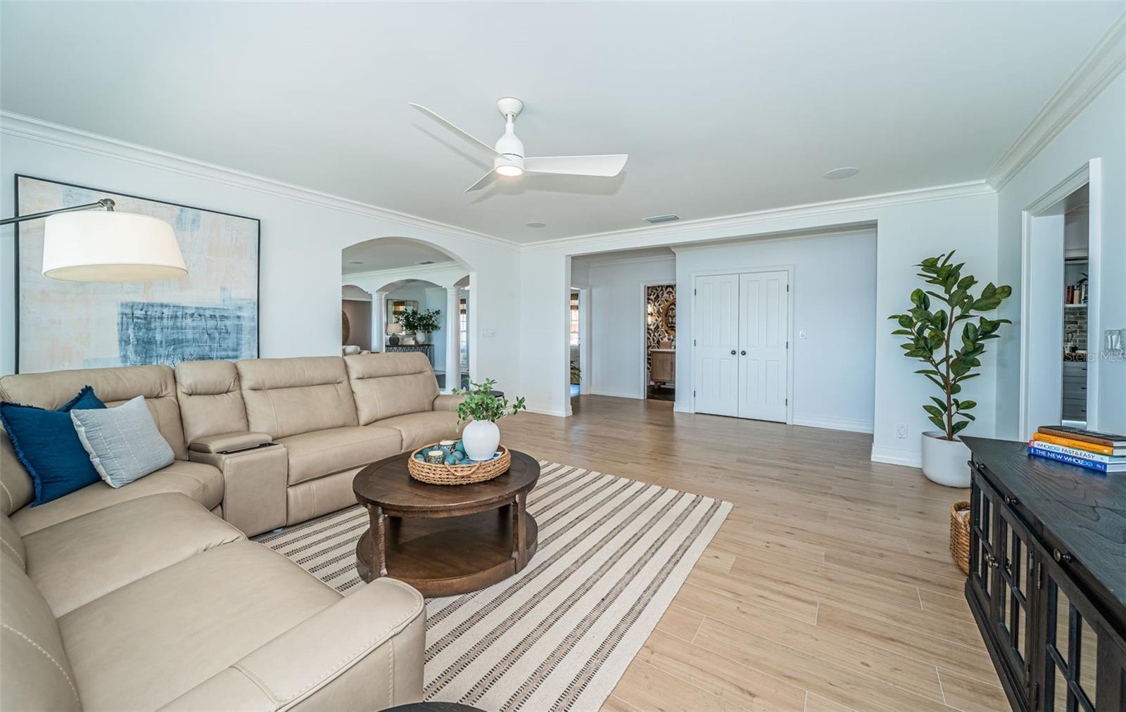 BAYWAY ISLES - Residential
