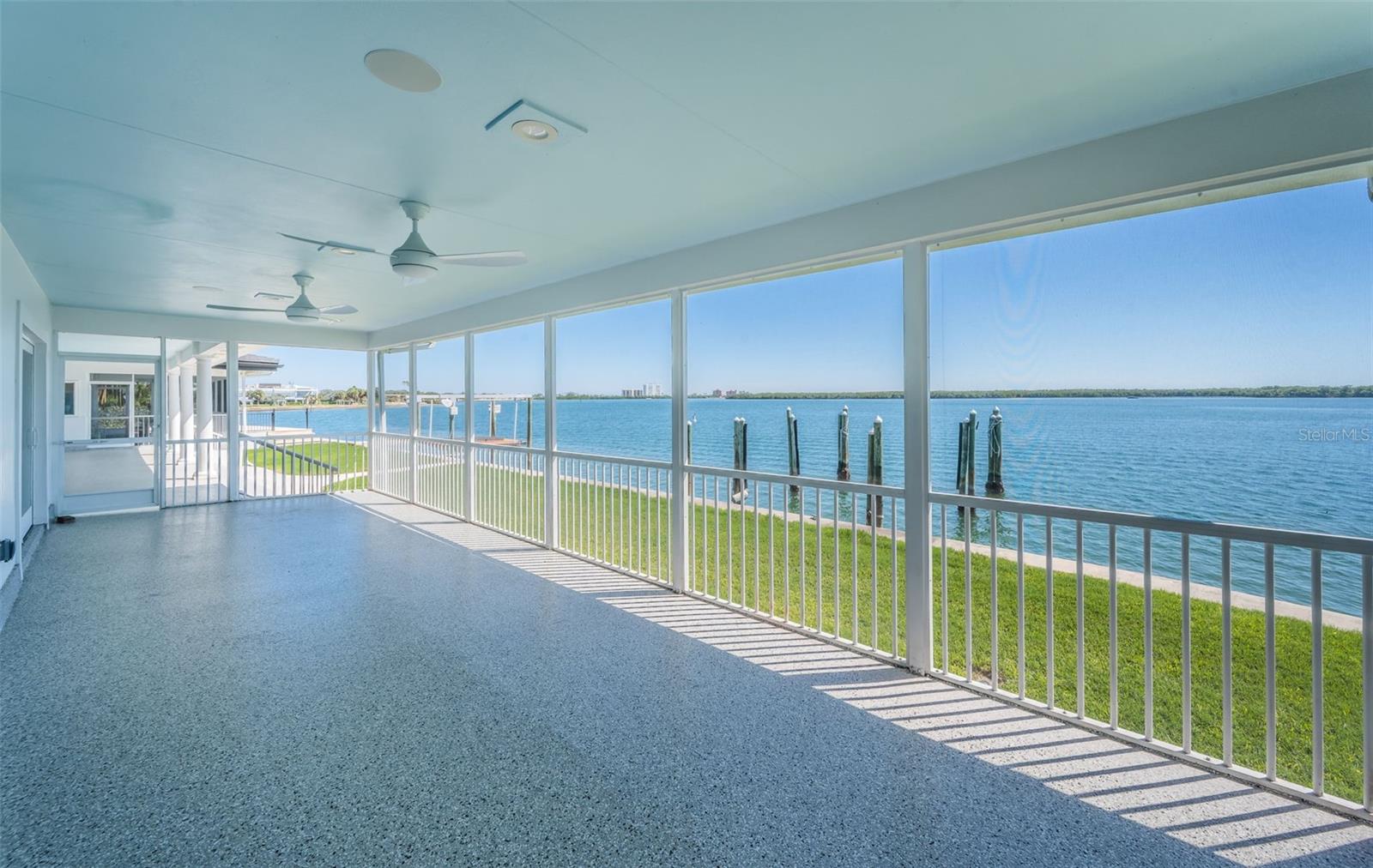 BAYWAY ISLES - Residential