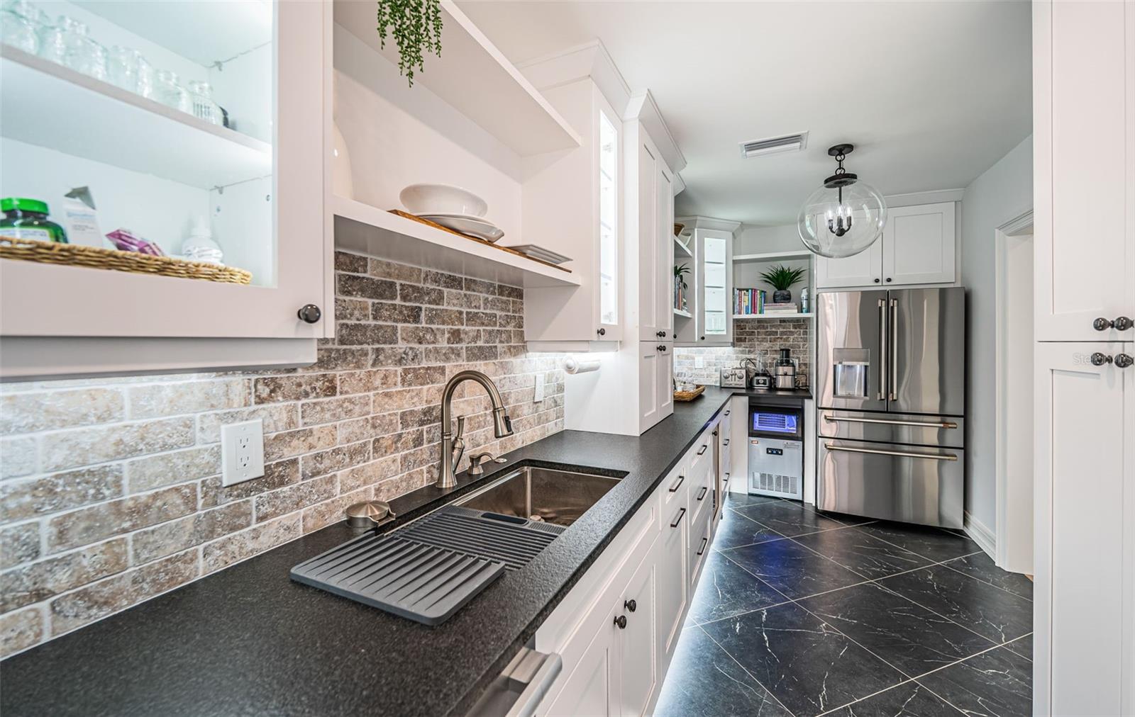 BAYWAY ISLES - Residential