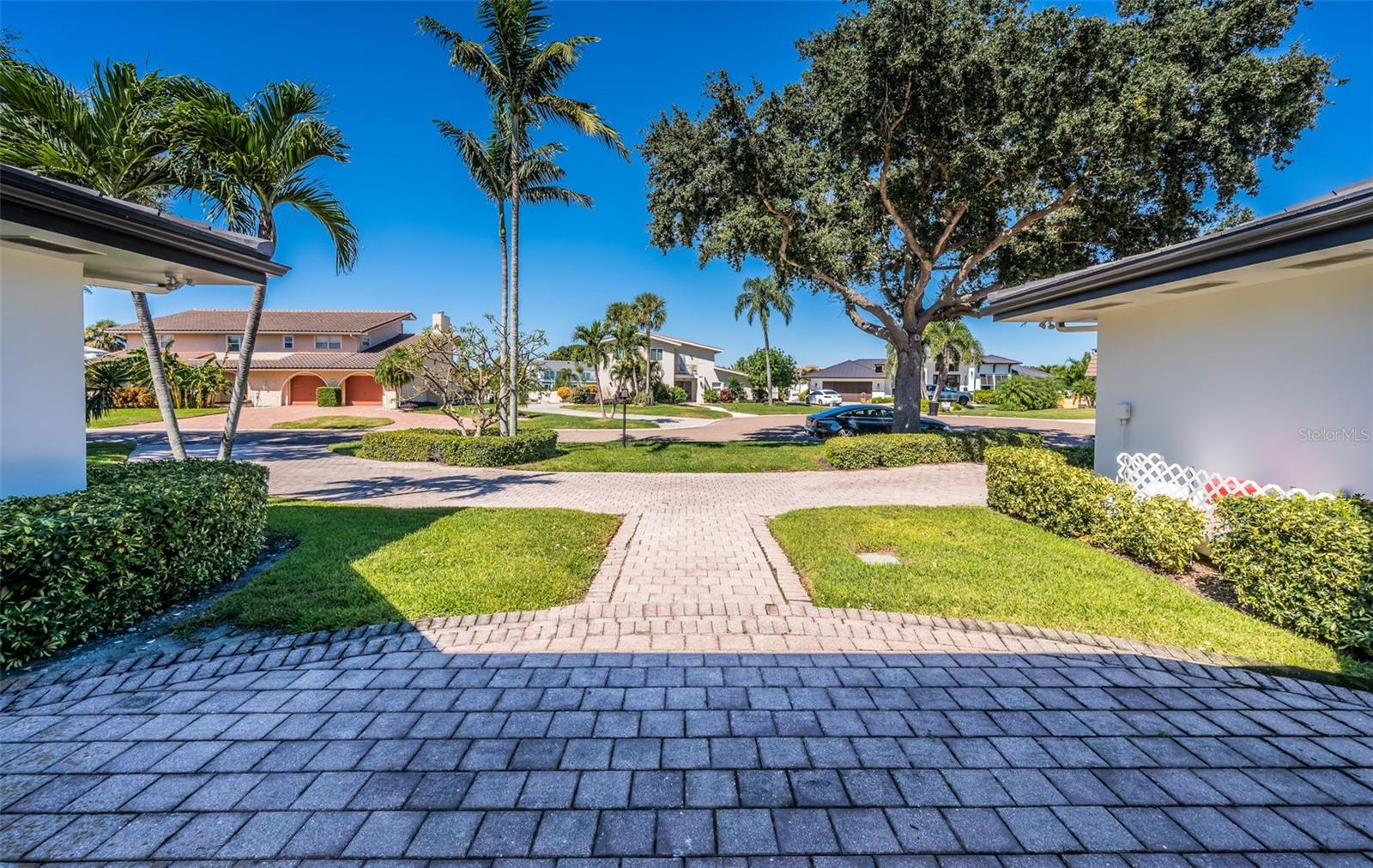 BAYWAY ISLES - Residential