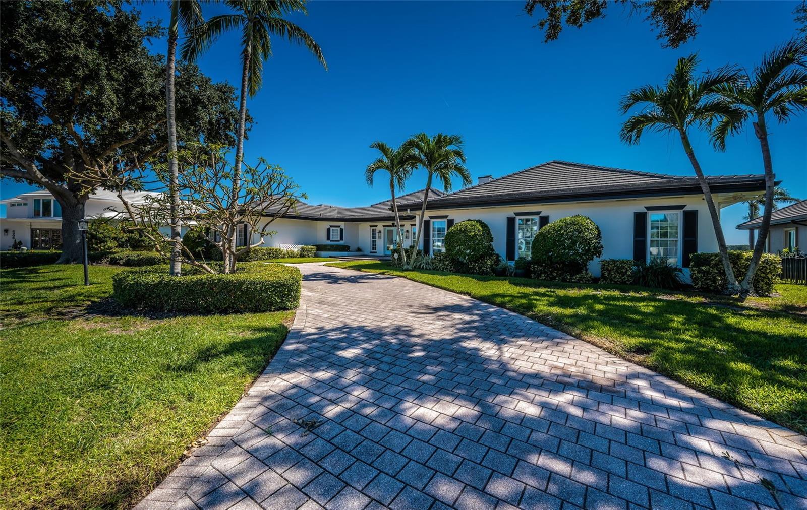 BAYWAY ISLES - Residential