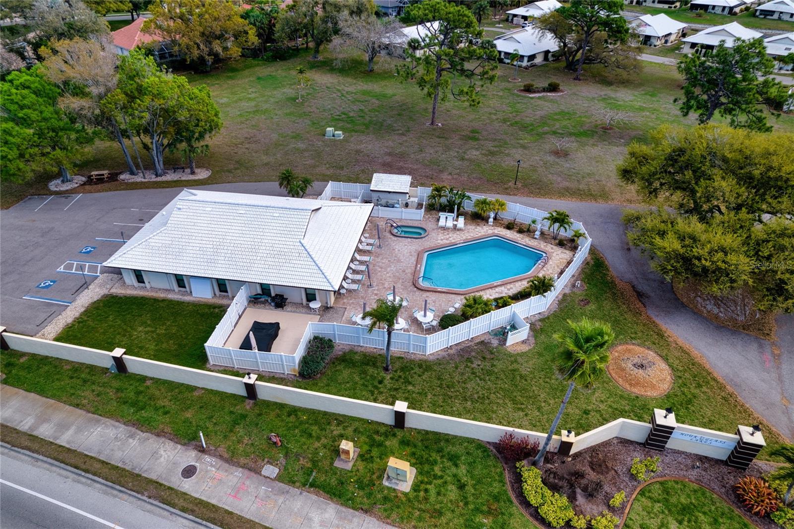 HOURGLASS LAKES PH 1 - Residential