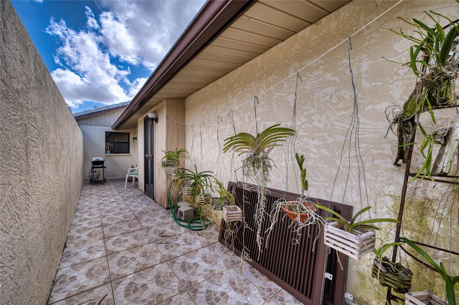 HOURGLASS LAKES PH 1 - Residential