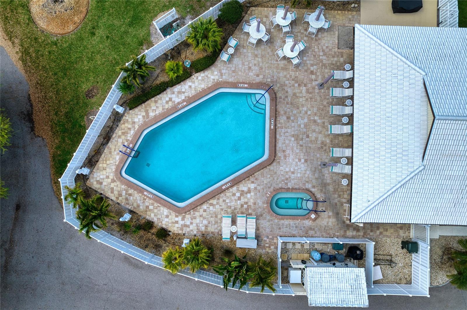 HOURGLASS LAKES PH 1 - Residential