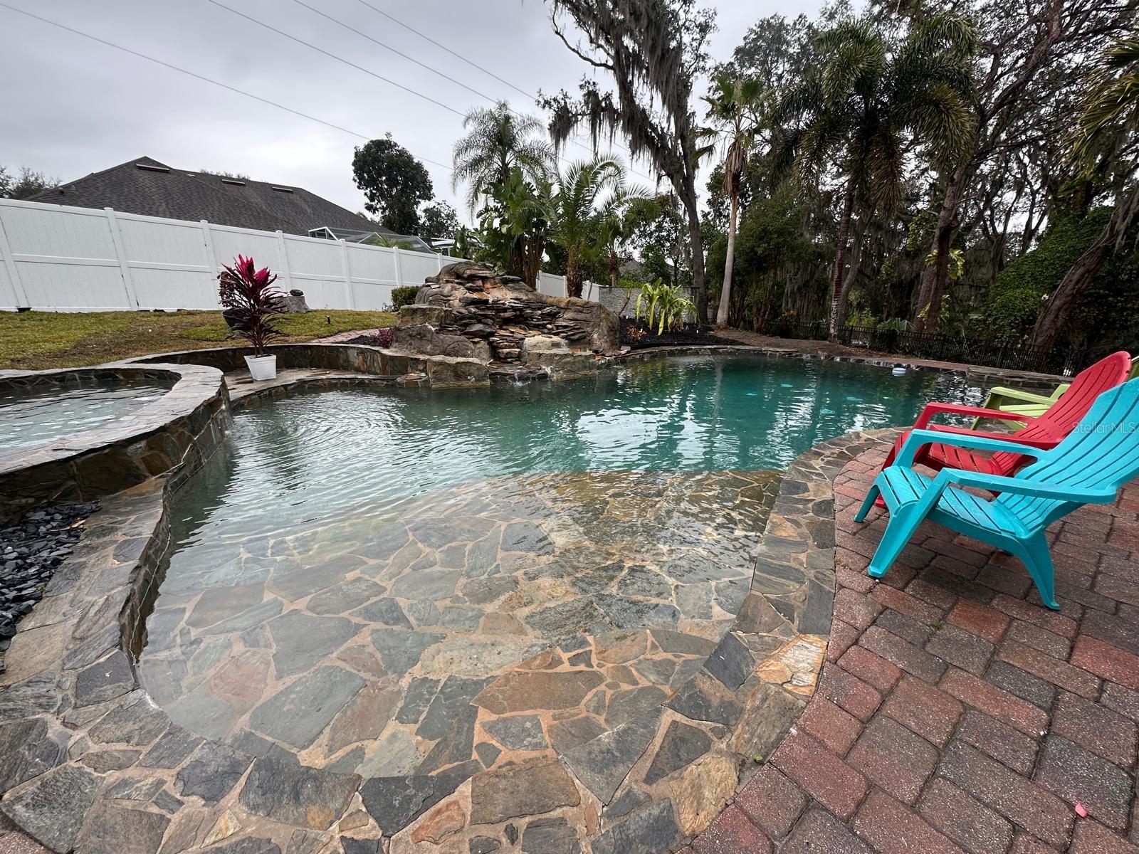 4010 WINDERLAKES DRIVE