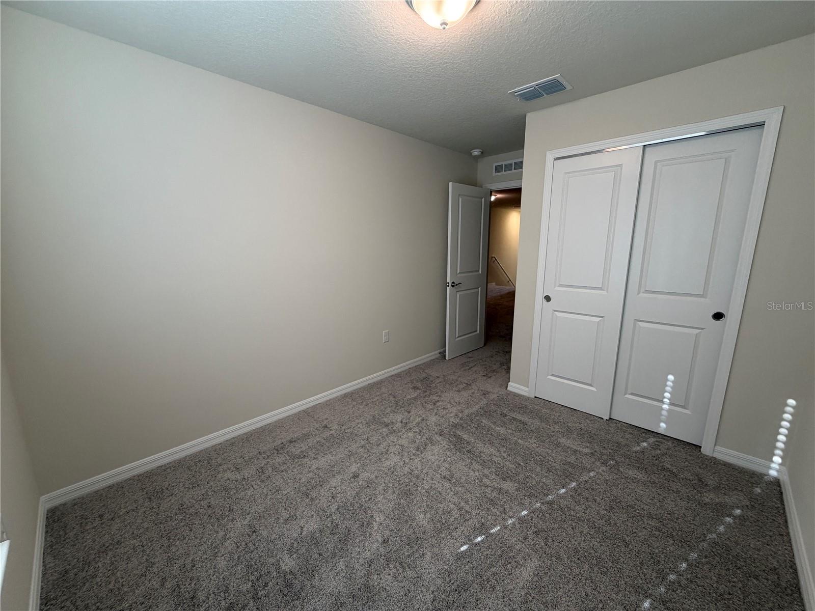 SILVERLEAF OAKS - Residential Lease