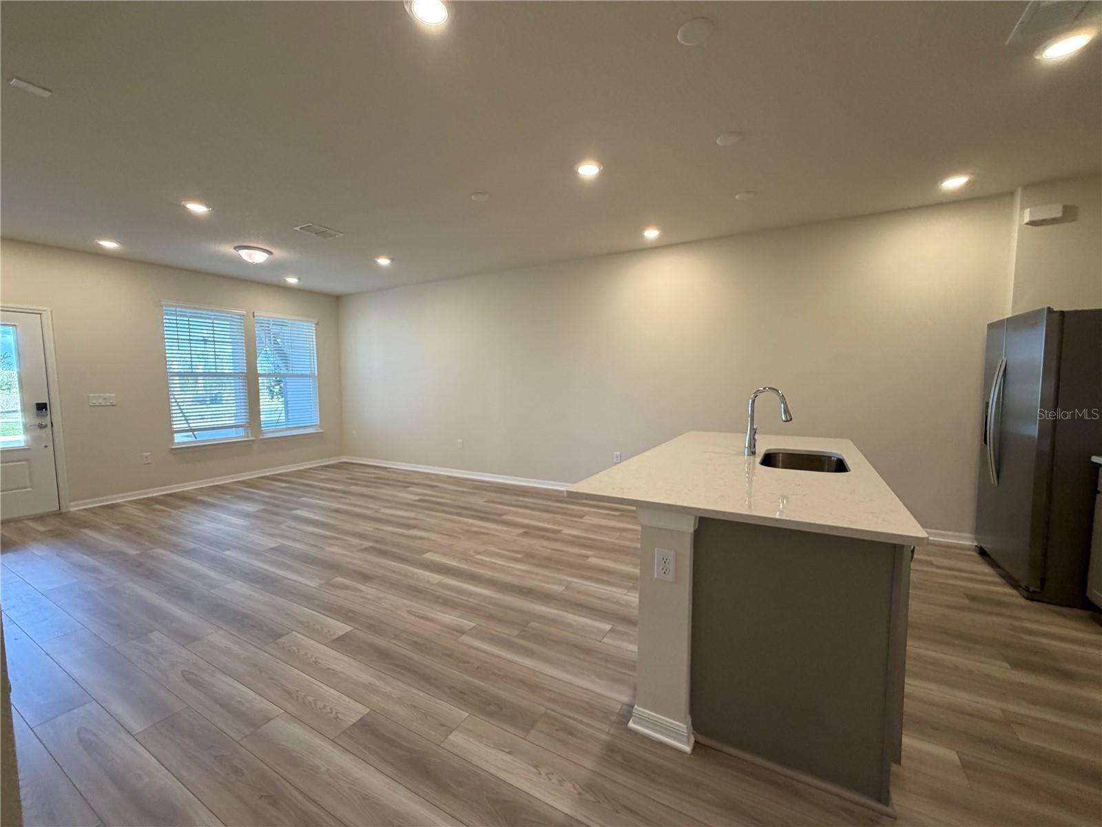 SILVERLEAF OAKS - Residential Lease