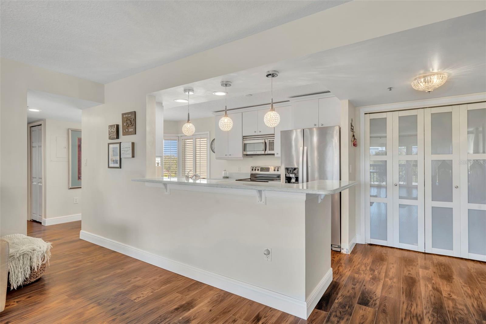 MOORINGS ON LAKE MAITLAND CONDO - Residential