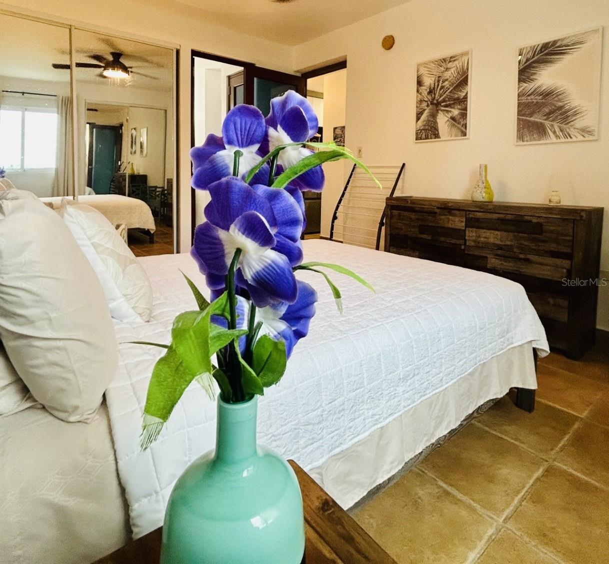 CONDO DOLPHIN TOWER-AT-EAST - Residential