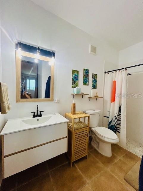 CONDO DOLPHIN TOWER-AT-EAST - Residential