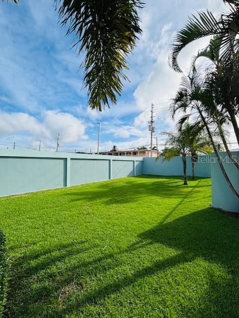 CONDO DOLPHIN TOWER-AT-EAST - Residential