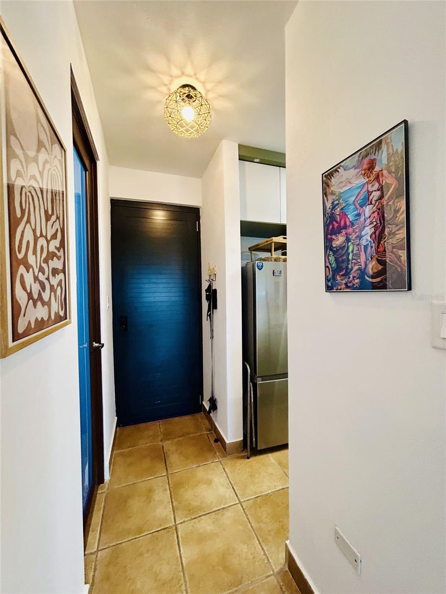 CONDO DOLPHIN TOWER-AT-EAST - Residential