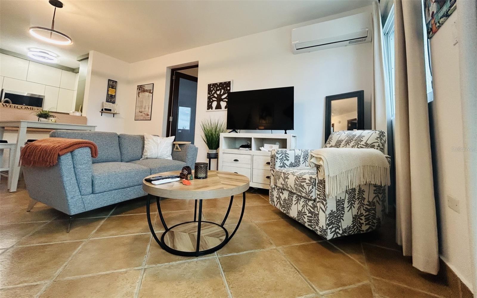 CONDO DOLPHIN TOWER-AT-EAST - Residential