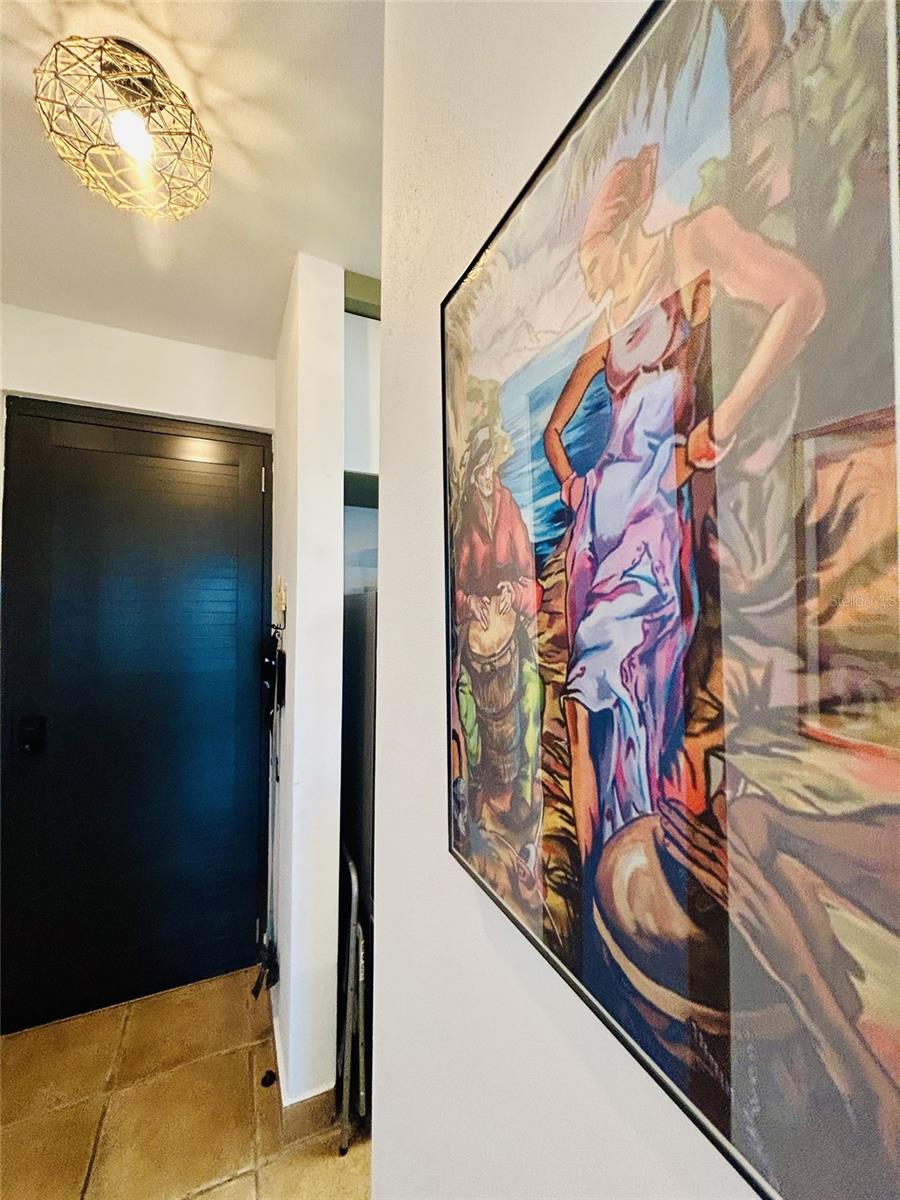 CONDO DOLPHIN TOWER-AT-EAST - Residential