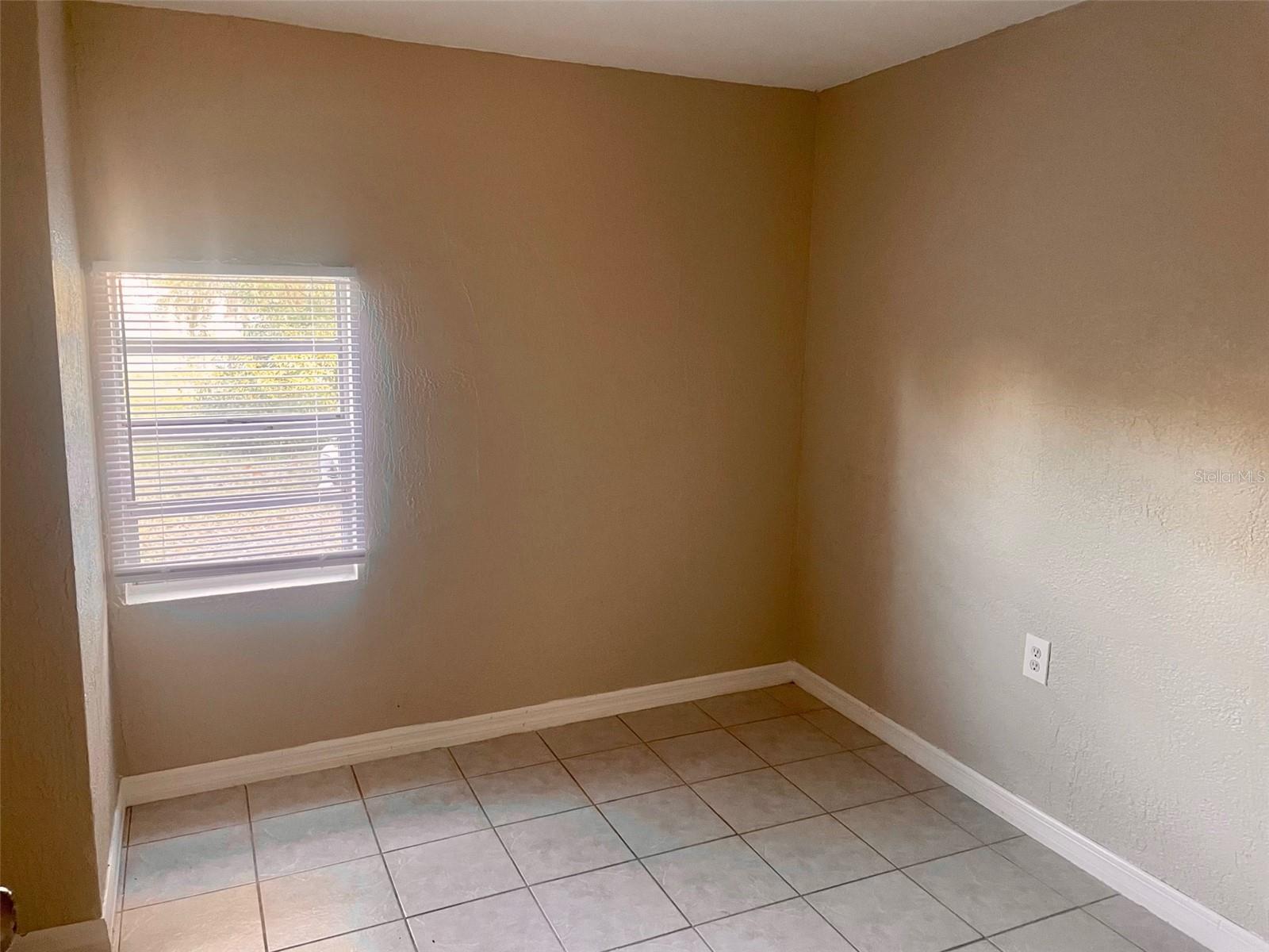 SANFORD TOWN OF - Residential Lease