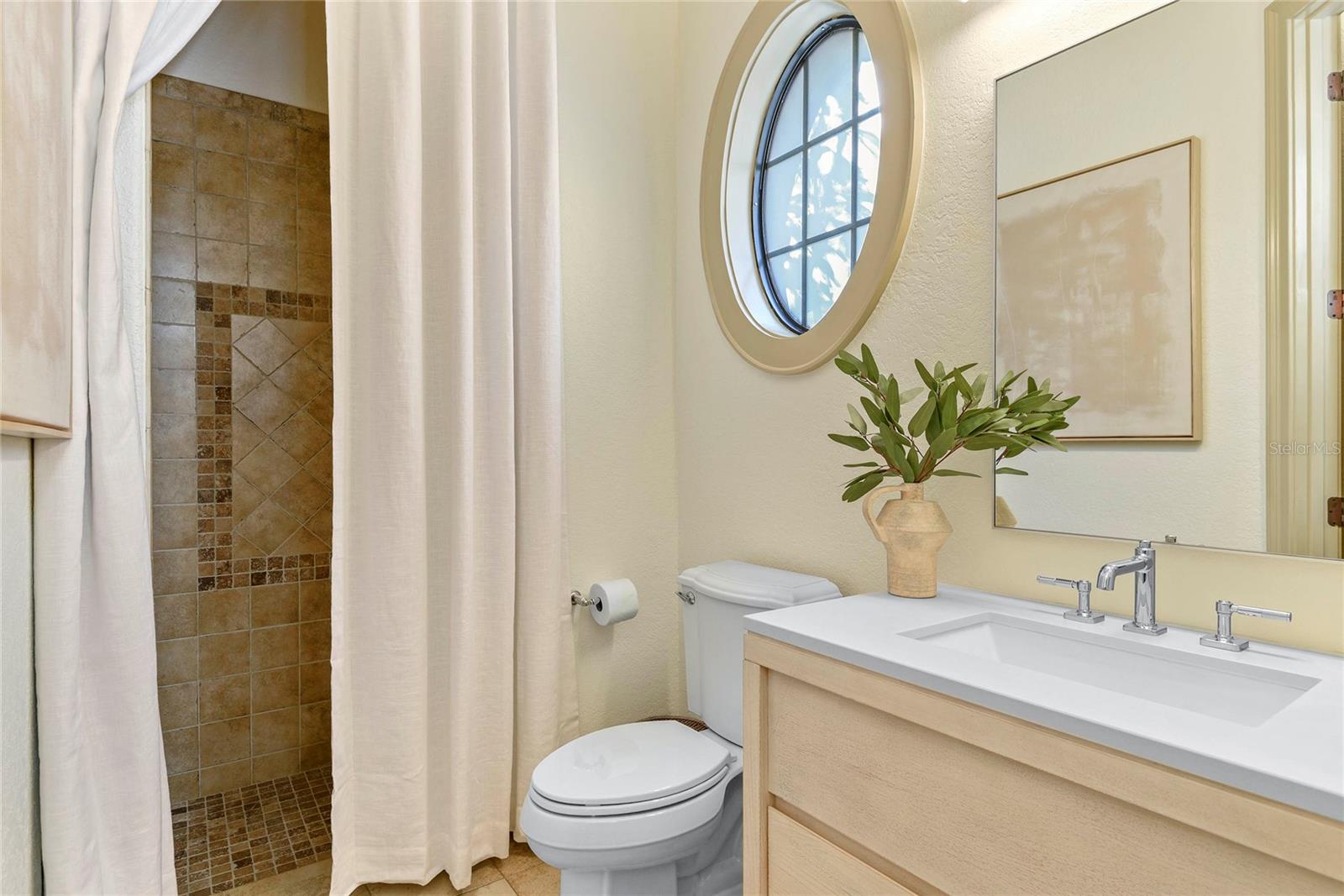 WINDSONG ELIZABETHS WALK 43/81 - Residential