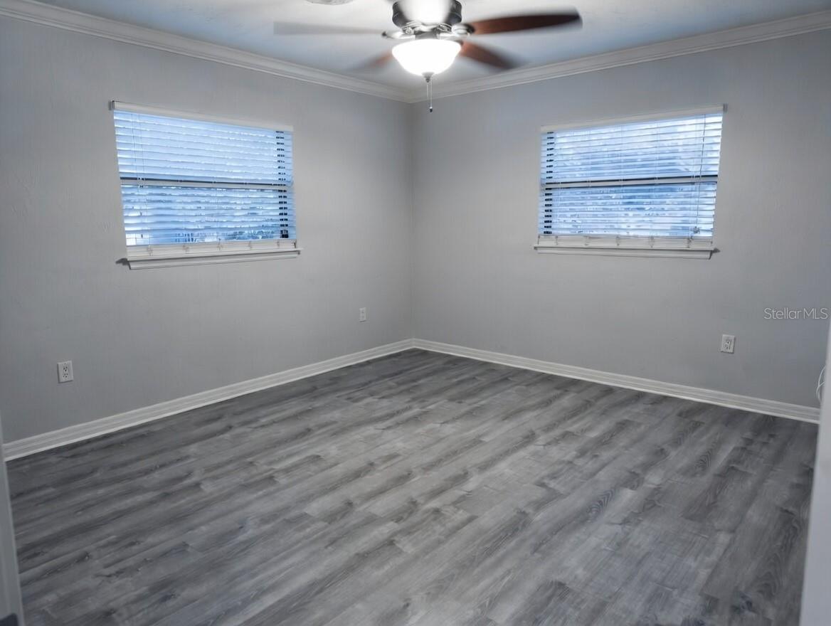 SOUTH GATE - Residential