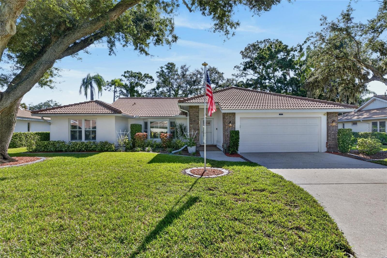 5713 GARDEN LAKES MAJESTIC