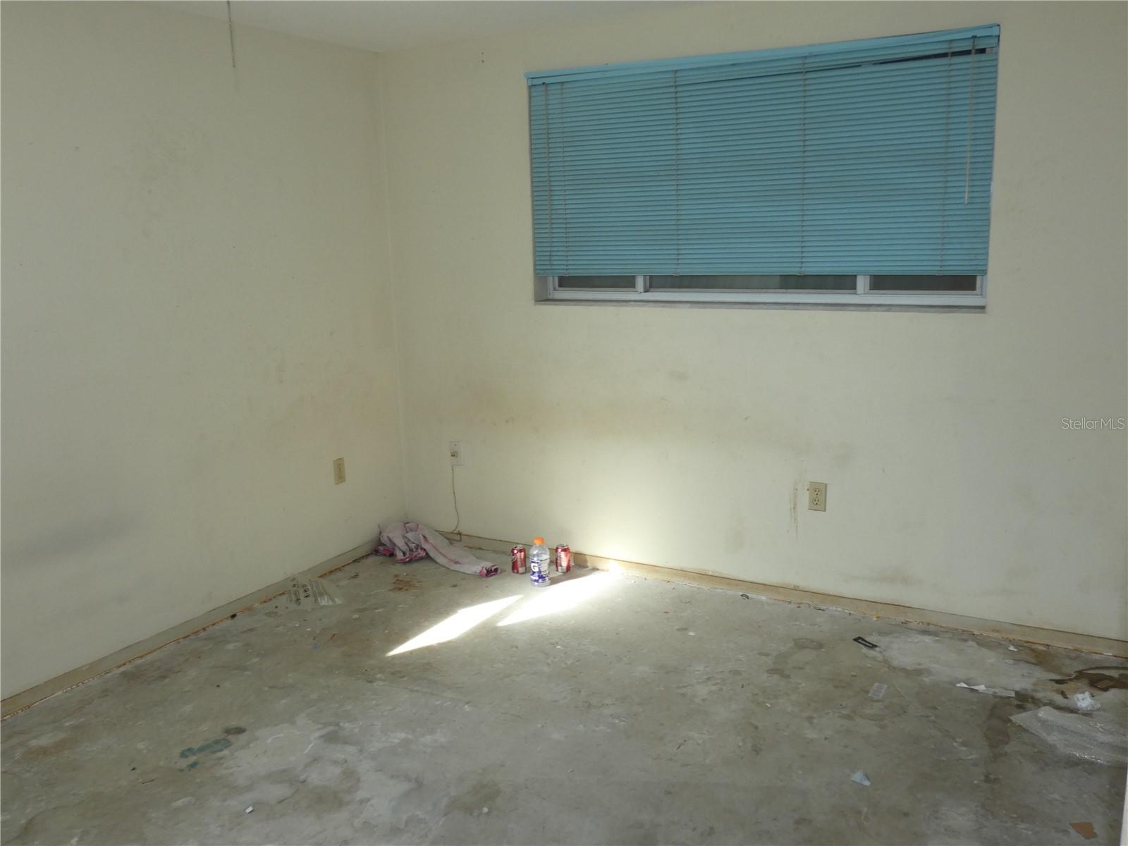 JASMINE LAKES - Residential