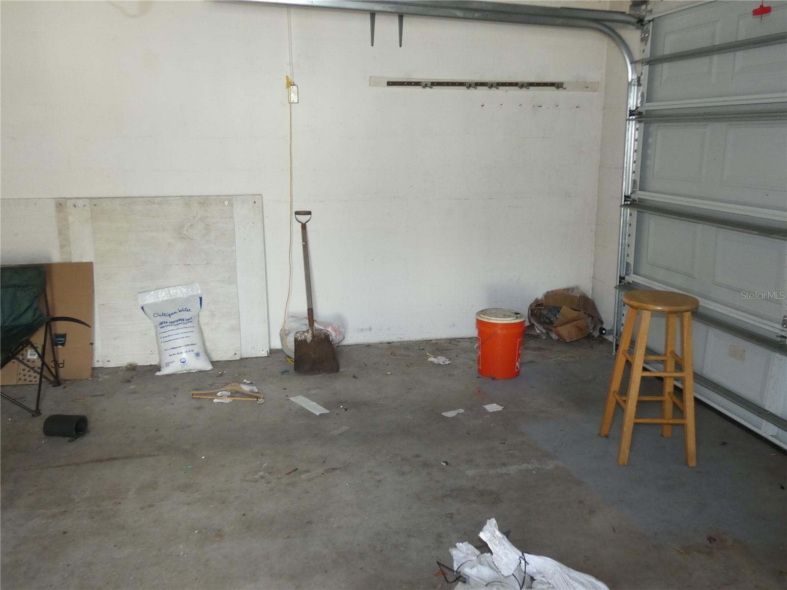 JASMINE LAKES - Residential