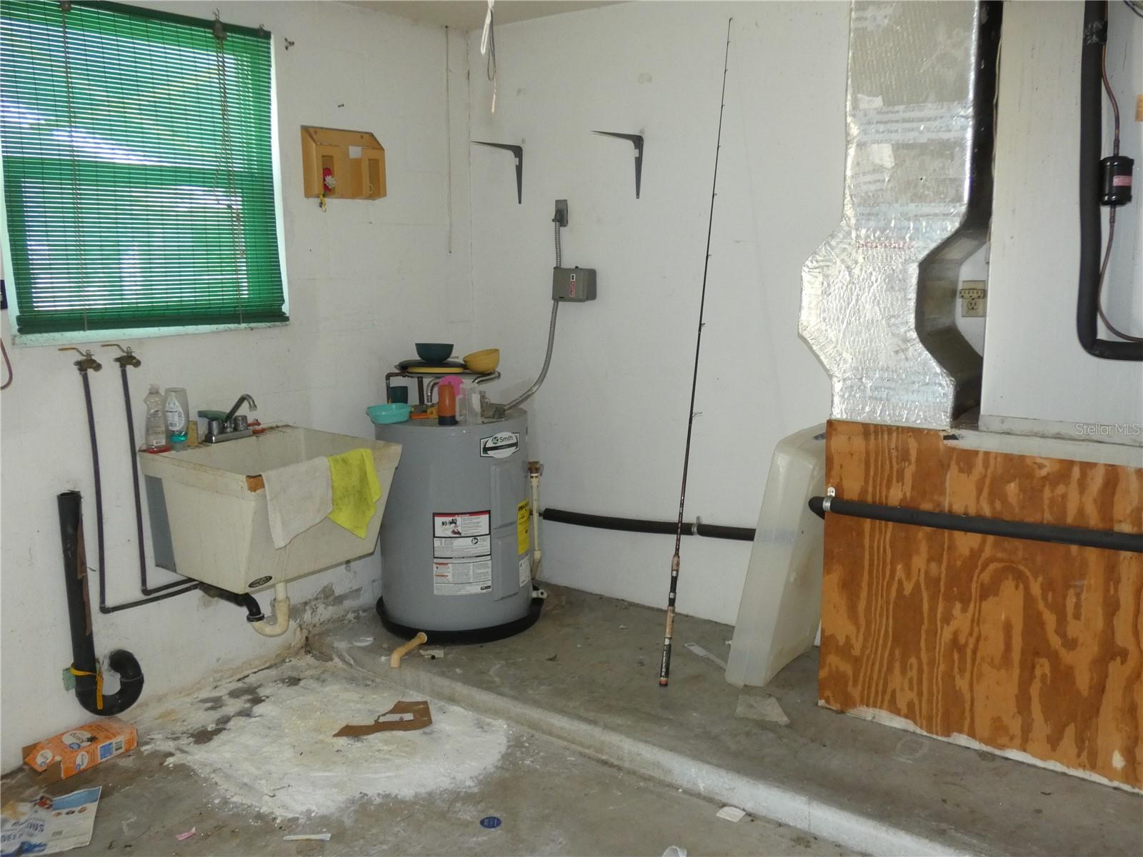 JASMINE LAKES - Residential