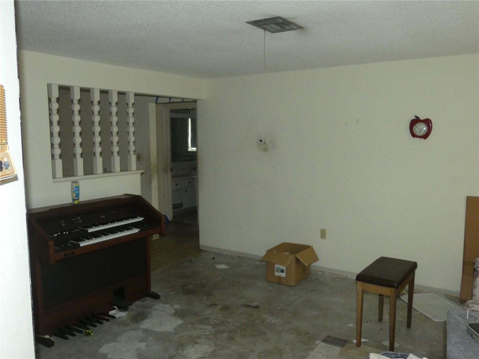 JASMINE LAKES - Residential