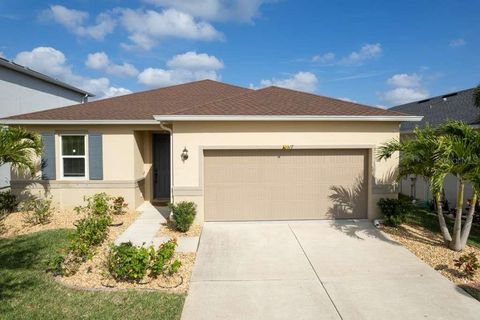 Photo of 11517 Palmetto Sands Court, Tampa, FL 33626 (MLS # TB8511149)
