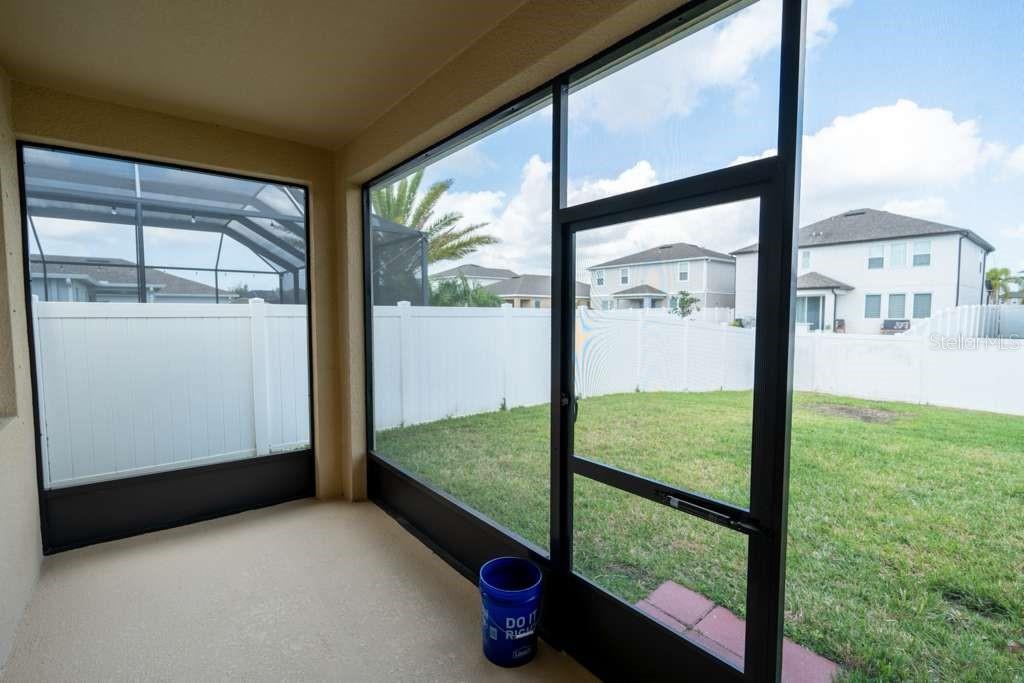 WEST LAKE RESERVE - Residential