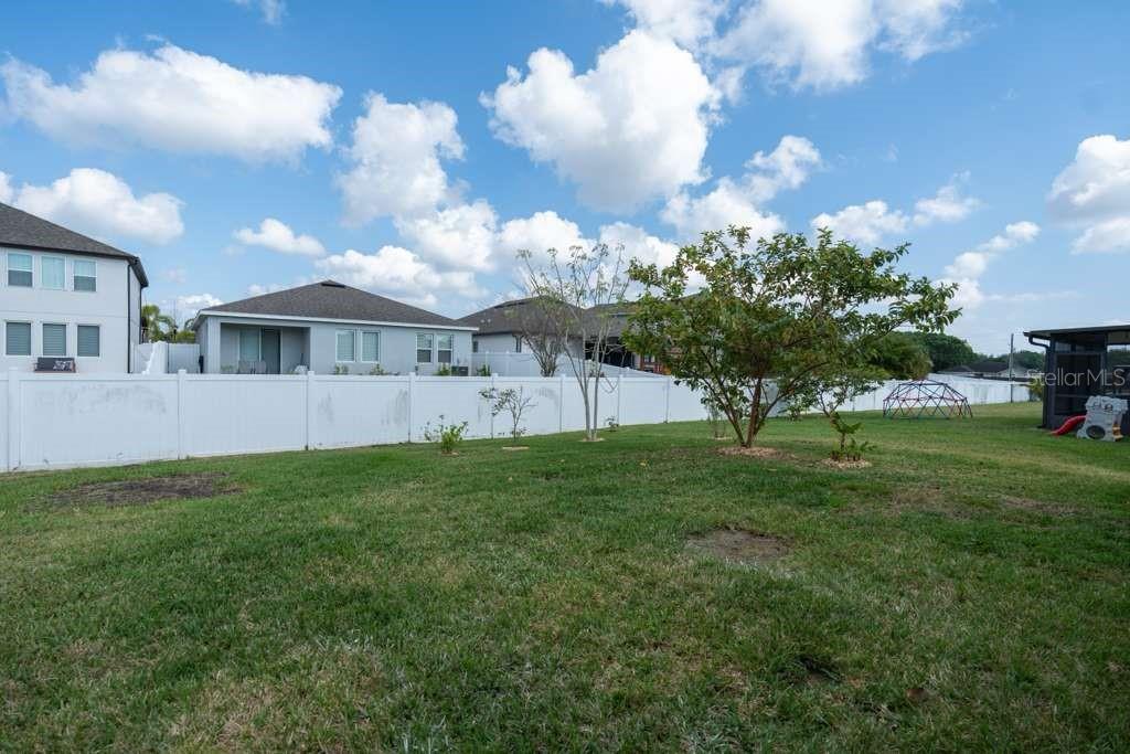 WEST LAKE RESERVE - Residential