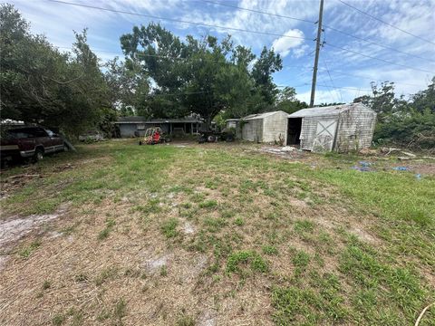 A home in PUNTA GORDA