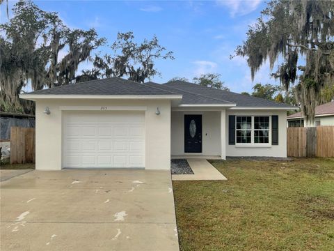 Photo of 203 Clayton Road, Auburndale, FL 33823 (MLS # O6371371)
