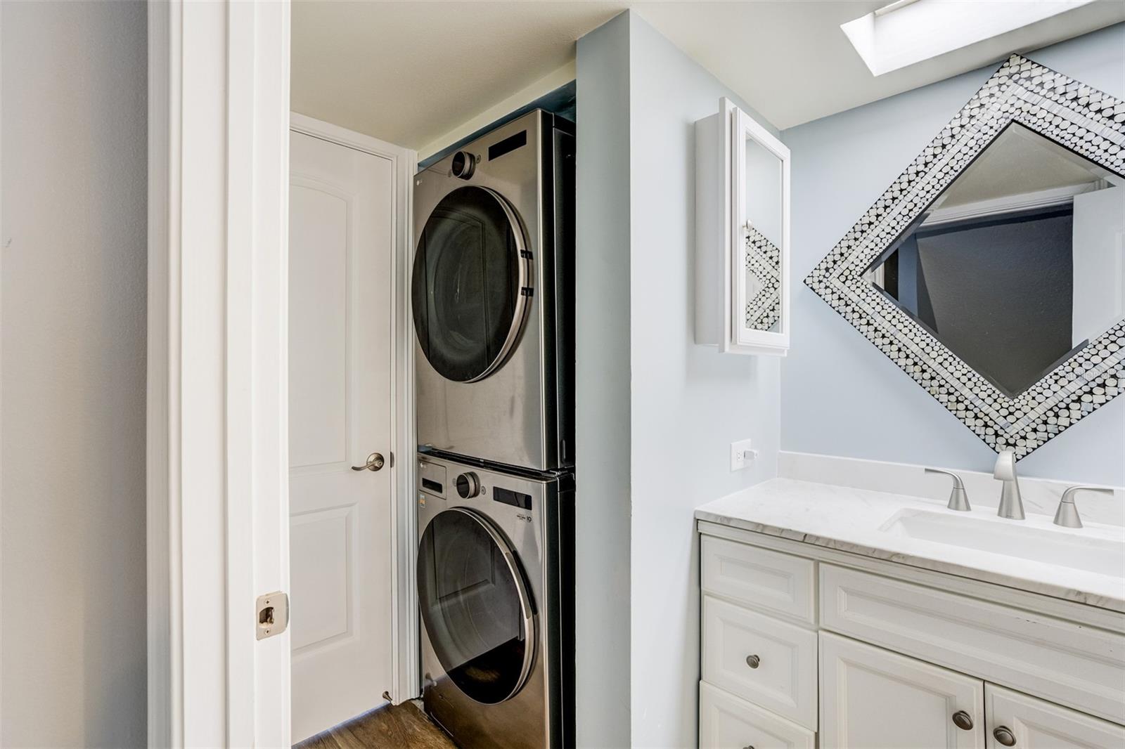 ISLAND ESCAPE CONDO - Residential