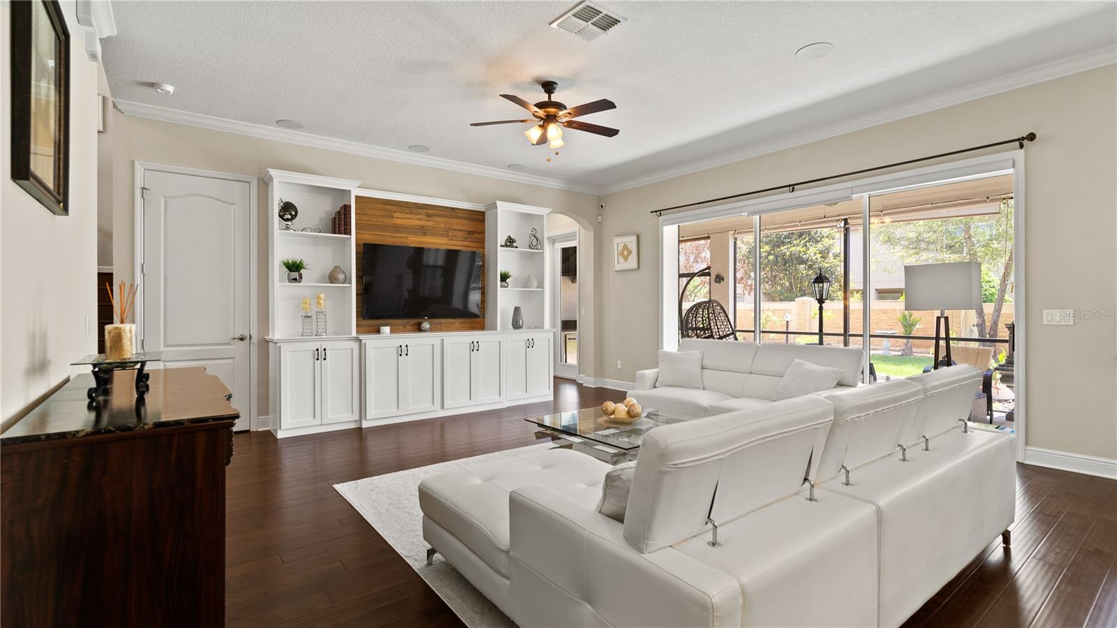 WEST LAKE HANCOCK ESTATES - Residential