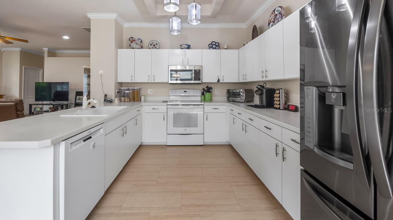 CAMBRIDGE AT KINGS RIDGE - Residential