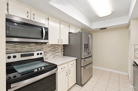 Tiny photo for 3863 NE 17th Street Circle, Ocala, FL 34470 (MLS # OM733525)