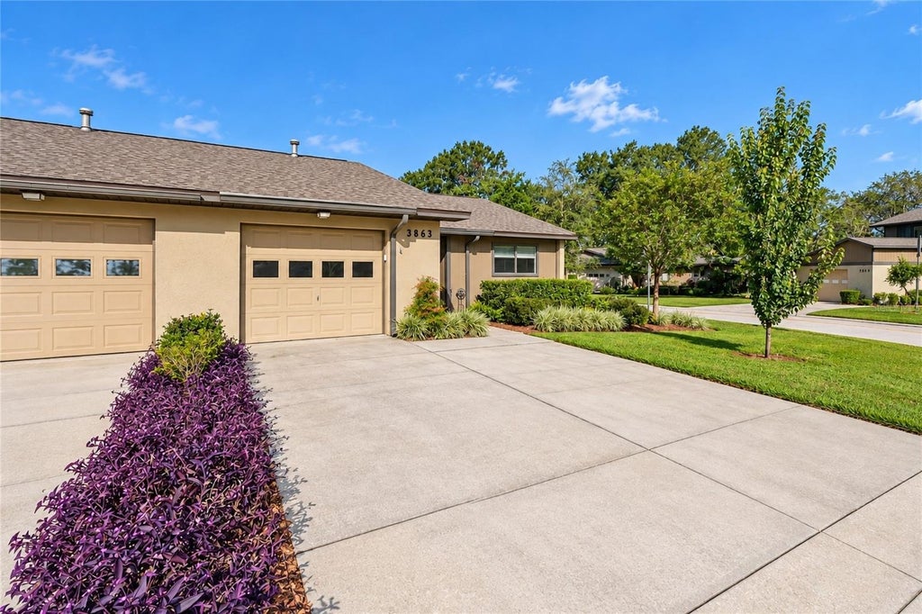 Photo of 3863 NE 17th Street Circle, Ocala, FL 34470 (MLS # OM733525)