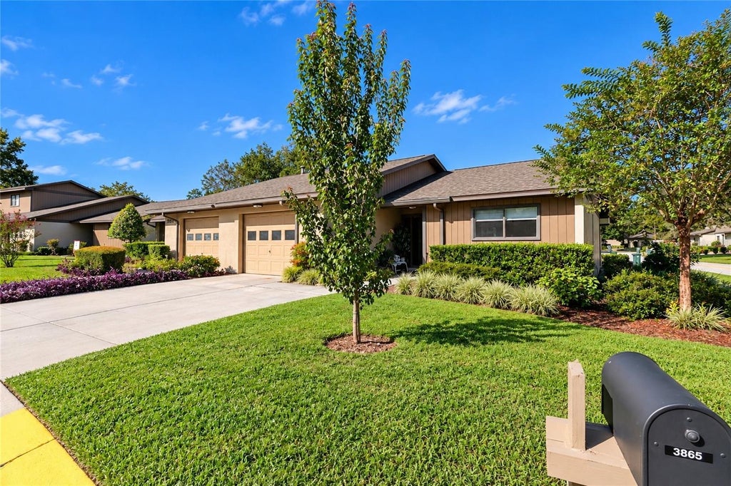 Photo of 3863 NE 17th Street Circle, Ocala, FL 34470 (MLS # OM733525)