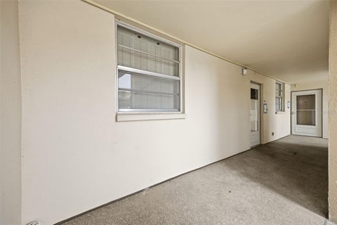 7465 Bay Island Drive S 112, South Pasadena, FL 33707