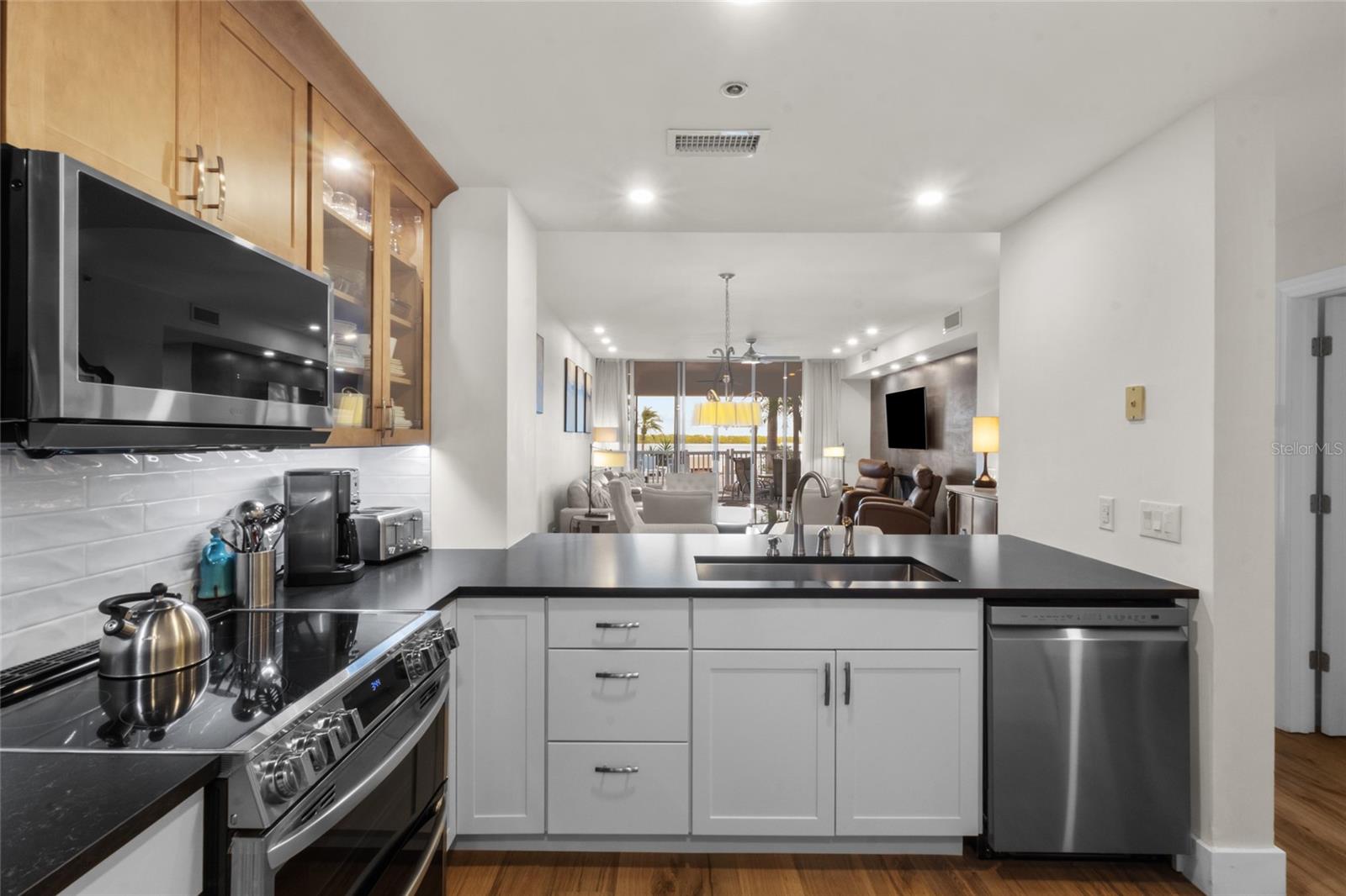 HARBOUR VILLA CLUB AT THE BUCCANEER - Residential