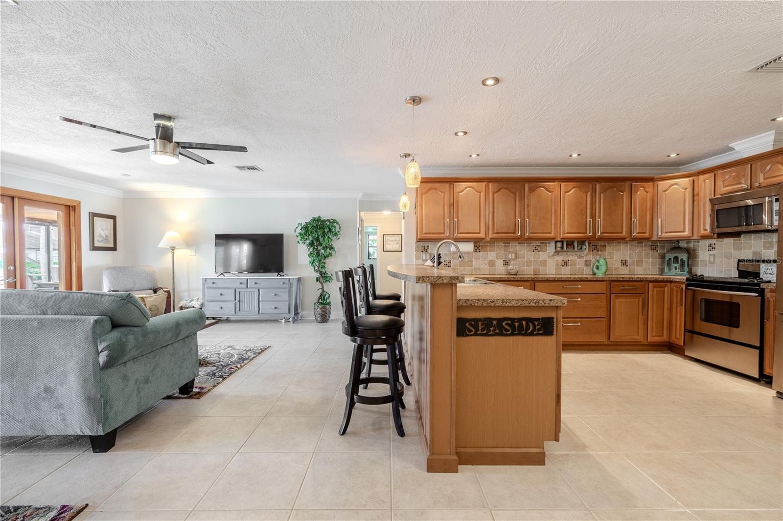 LAKE SHORE ESTATES 3RD ADD - Residential