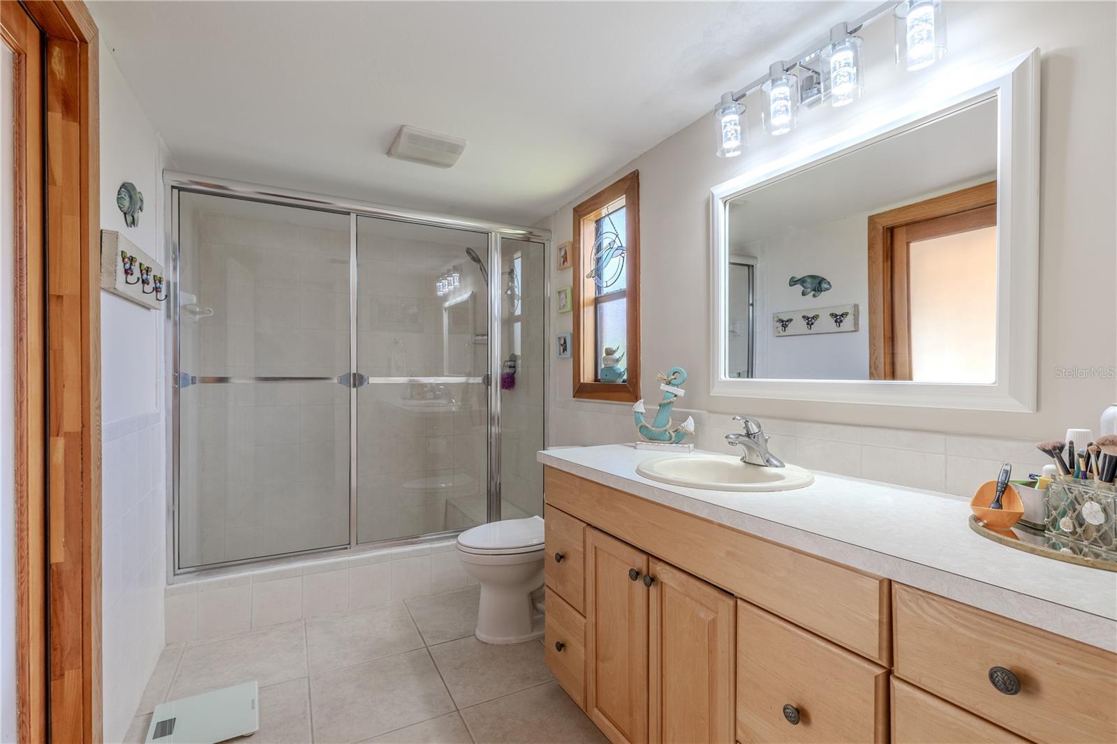 LAKE SHORE ESTATES 3RD ADD - Residential