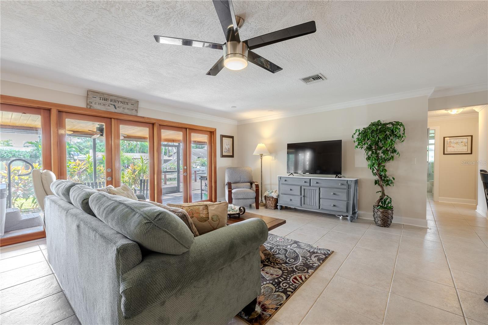 LAKE SHORE ESTATES 3RD ADD - Residential