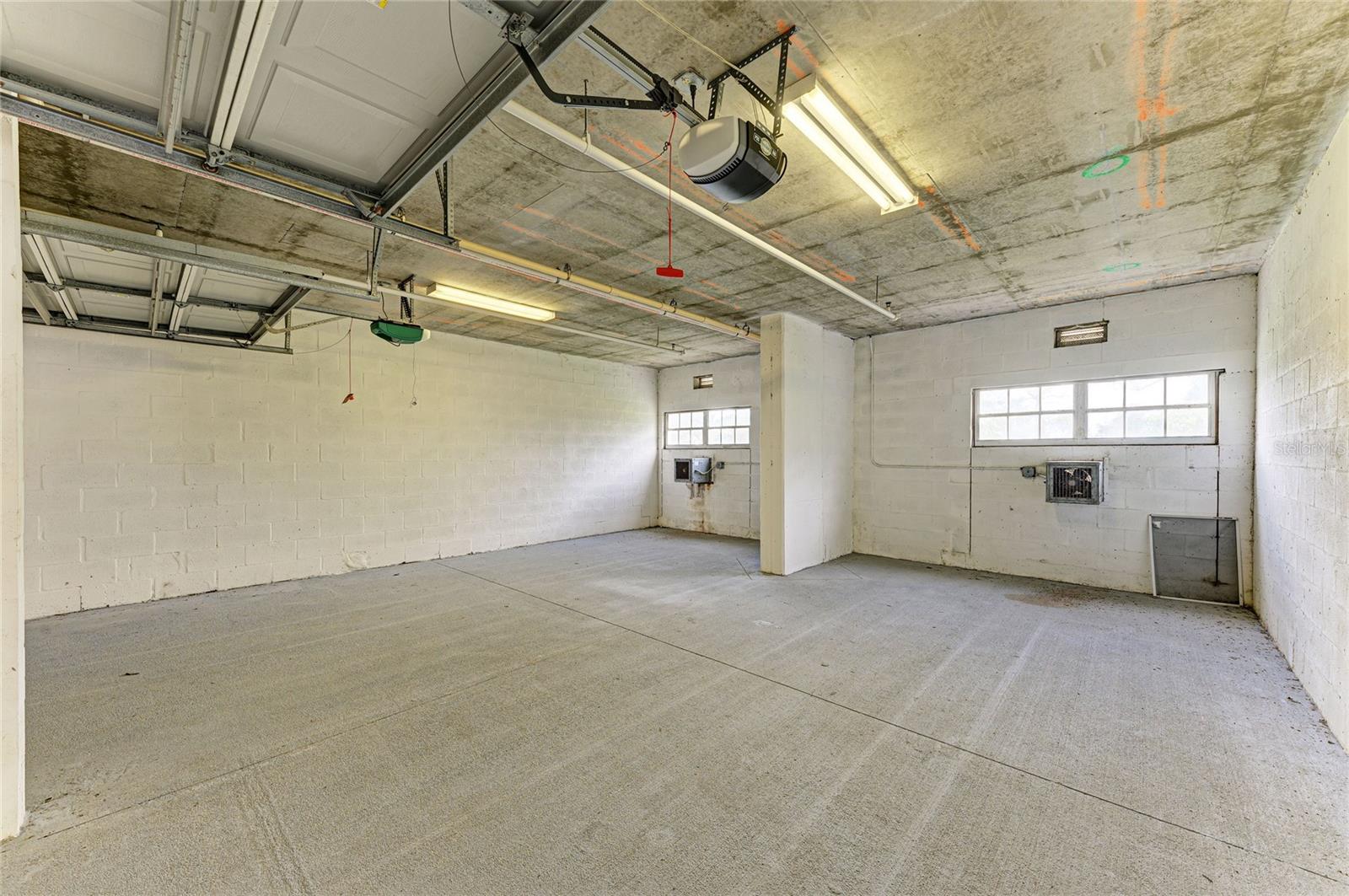 BAYPOINTE VISTA 2 - Residential Lease