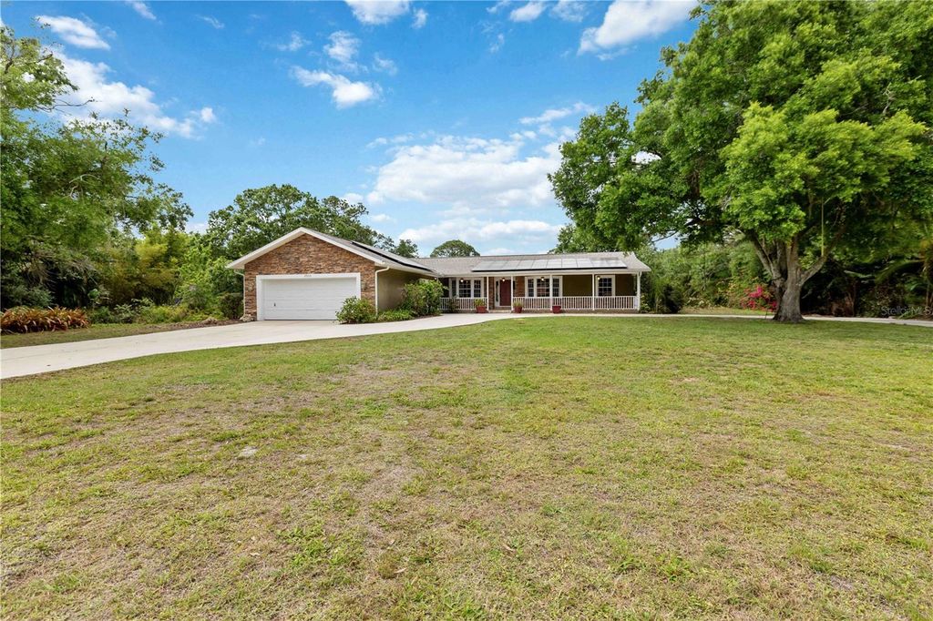 Photo of 7535 Castle Drive, Sarasota, FL 34240 (MLS # A4689424)