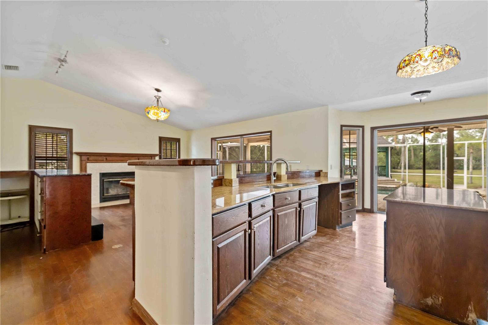 RACIMO RANCHES - Residential