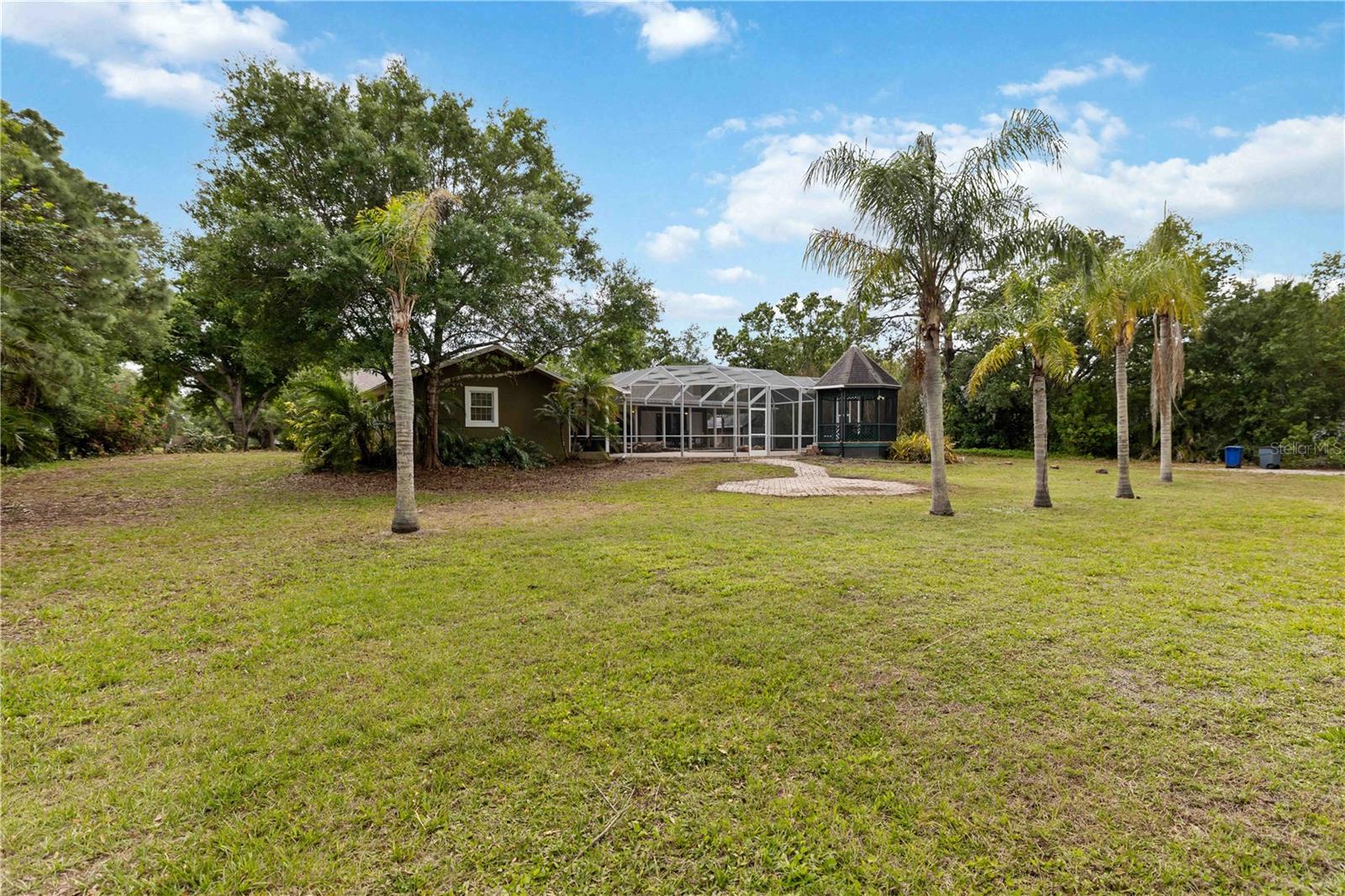 RACIMO RANCHES - Residential