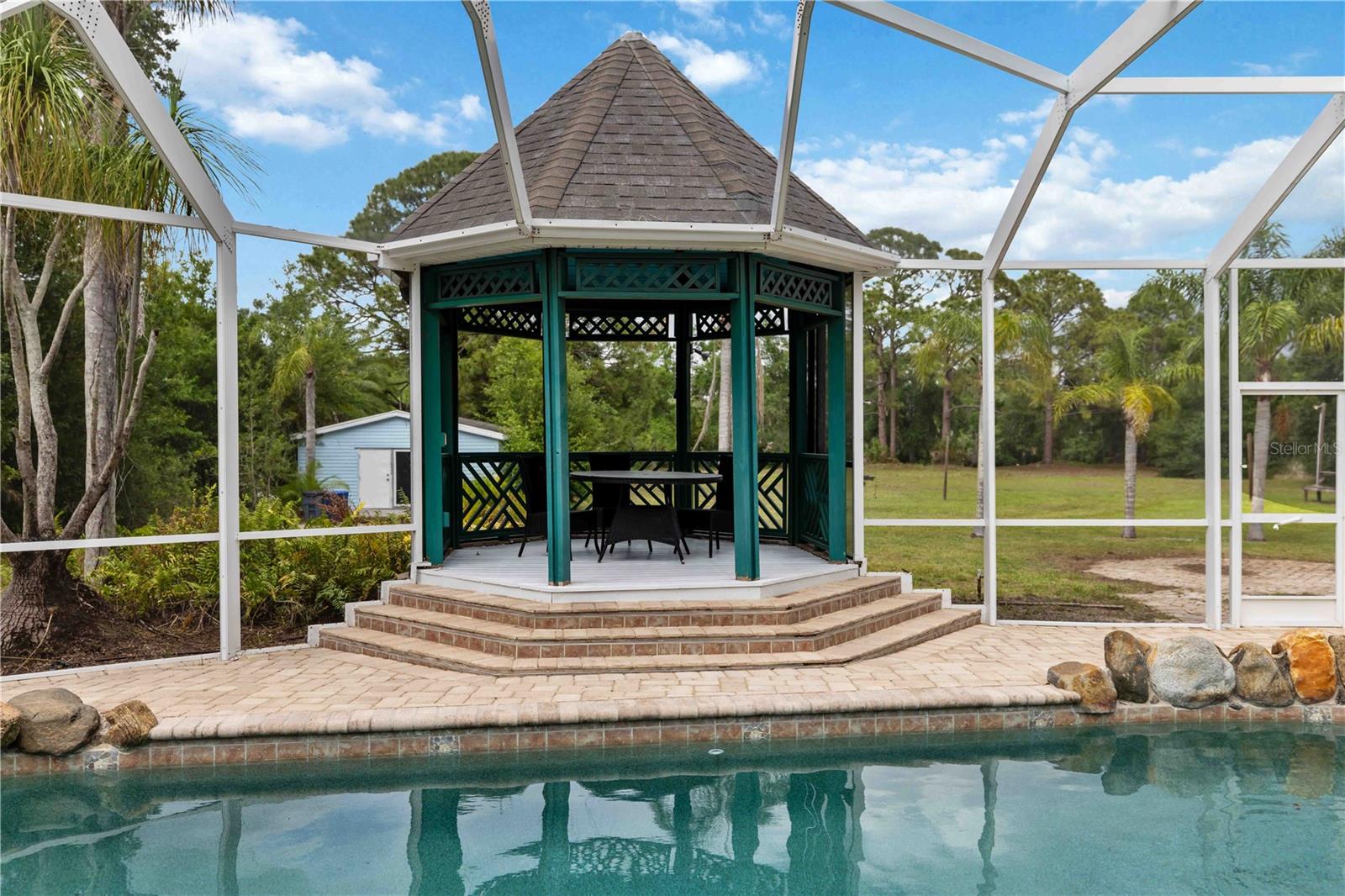 RACIMO RANCHES - Residential