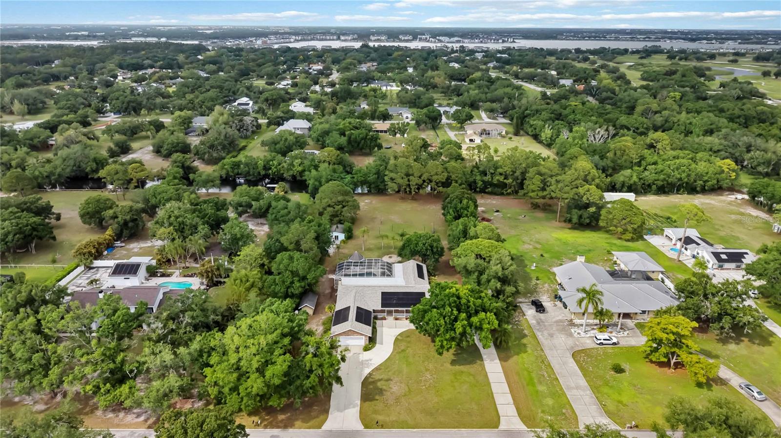 RACIMO RANCHES - Residential