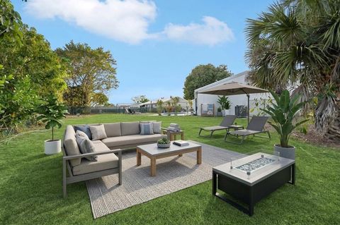 Photo of 337 SW Cherryhill Road, Port Saint Lucie, FL 34953 (MLS # TB8464644)