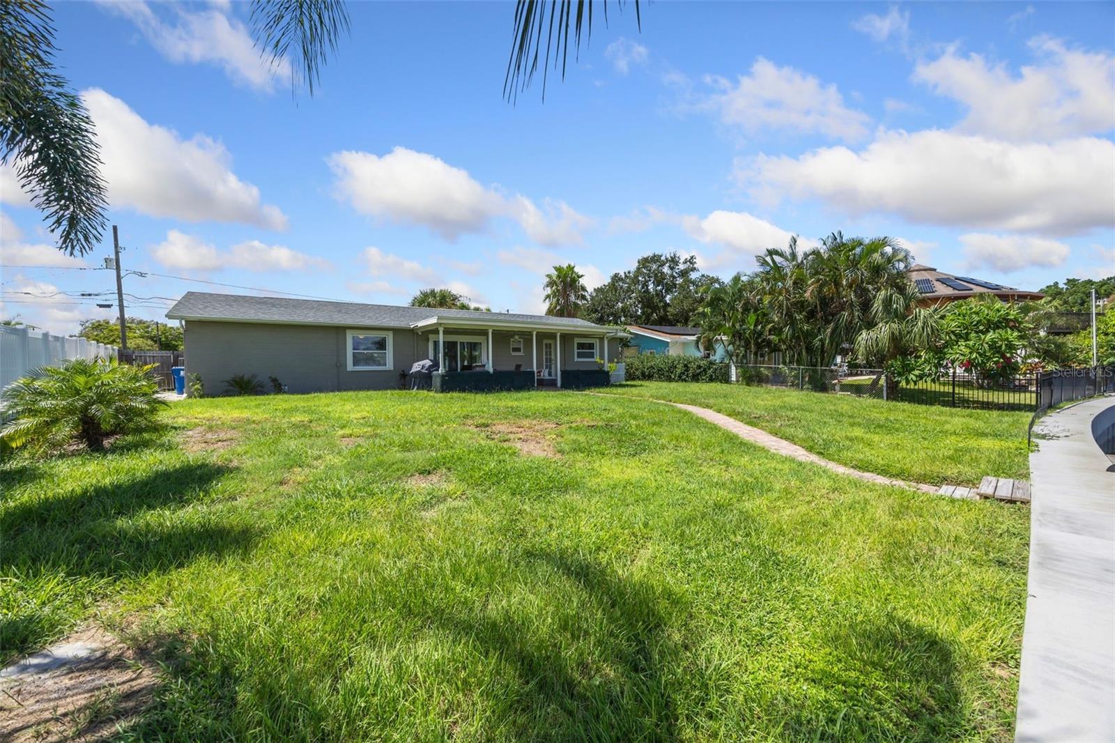 COQUINA KEY SEC 1 - Residential Lease